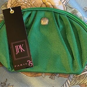 Green Cosmetic Bag with Ruched Texture